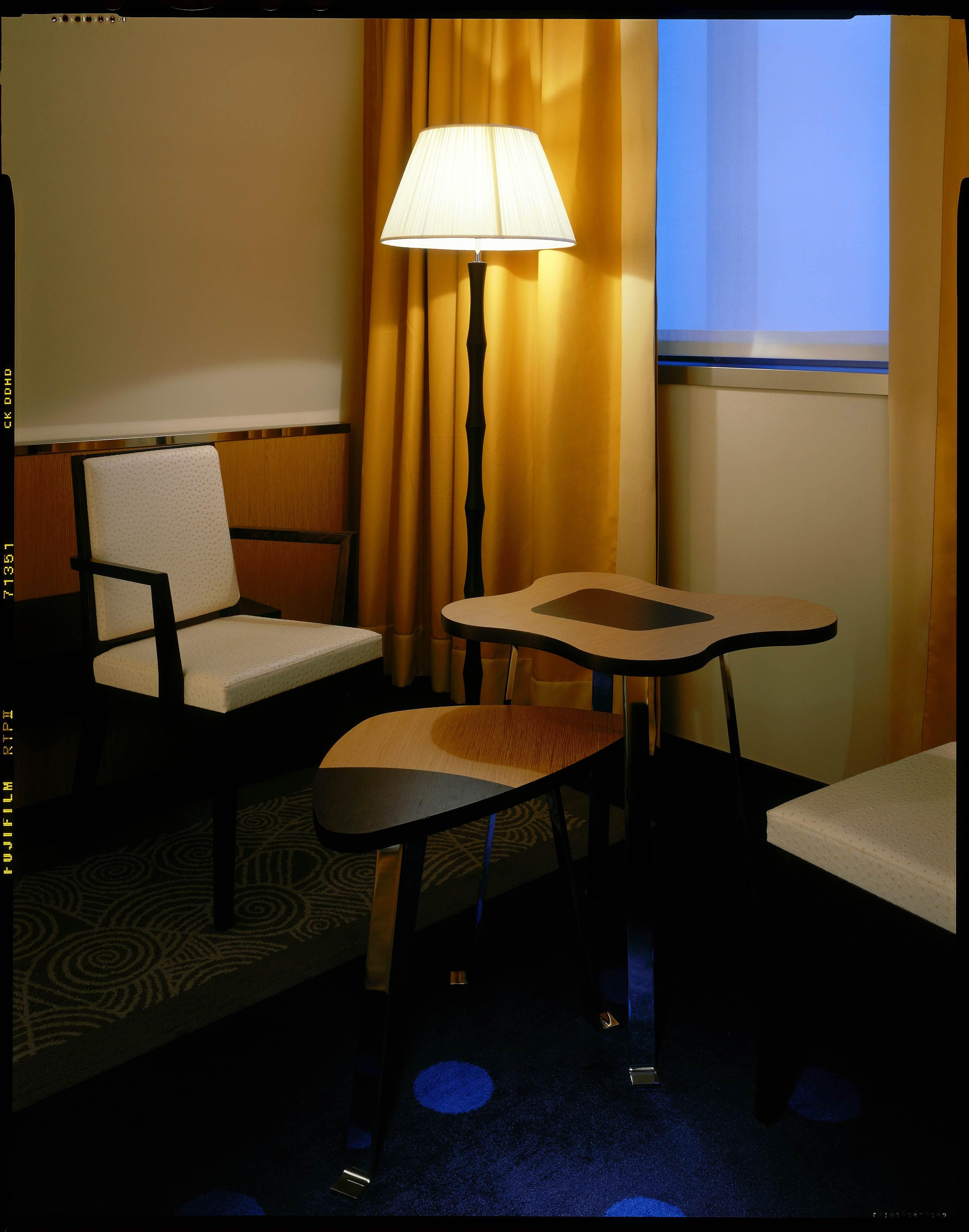 Una Hotels Malpensa Cerro Lago Maggiore Exterior foto